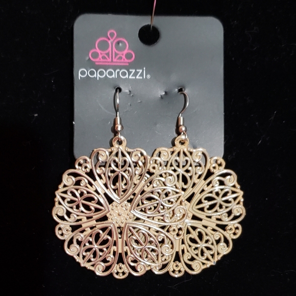 Paparazzi Earrings - Ocean Paradise 🌊 Brown